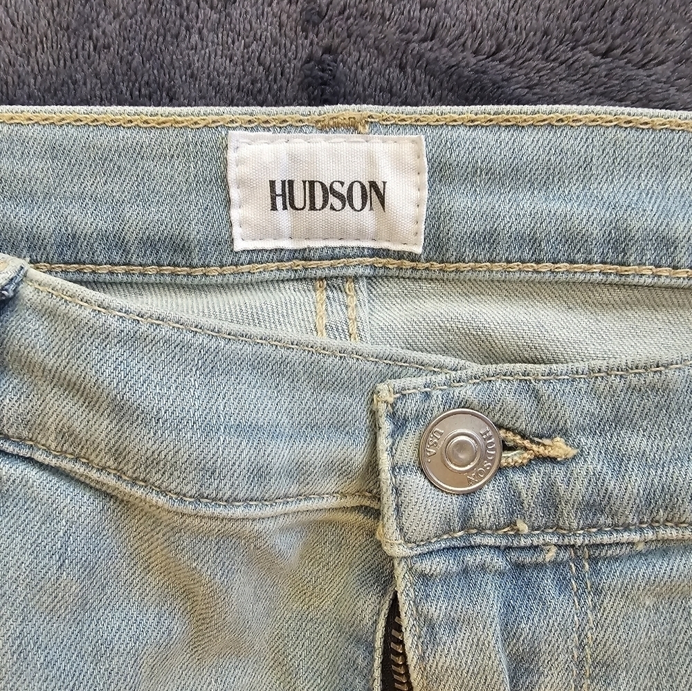 Hudson Jeans | NWOT | Natalie Mid Rise Crop Light Wash Distressed | Size 30 New - Picture 4 of 8